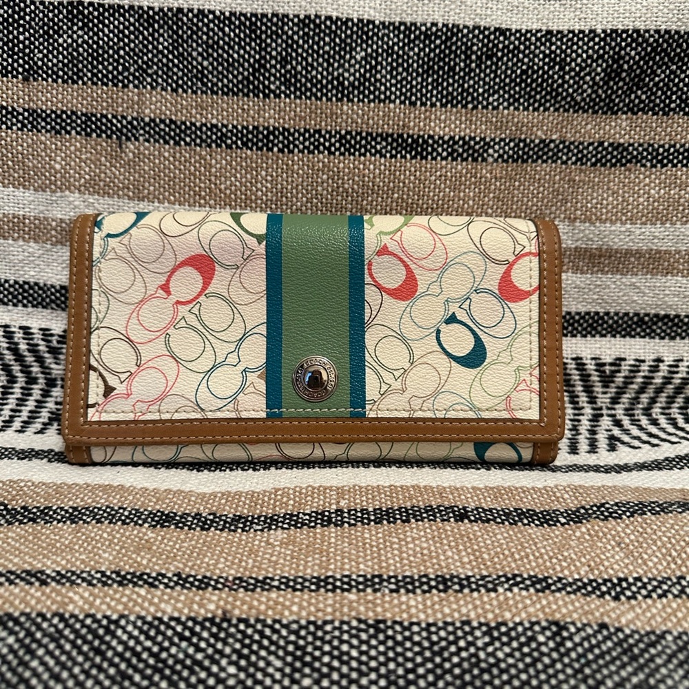 Coach Hobo Multicolored Trifold Wallet